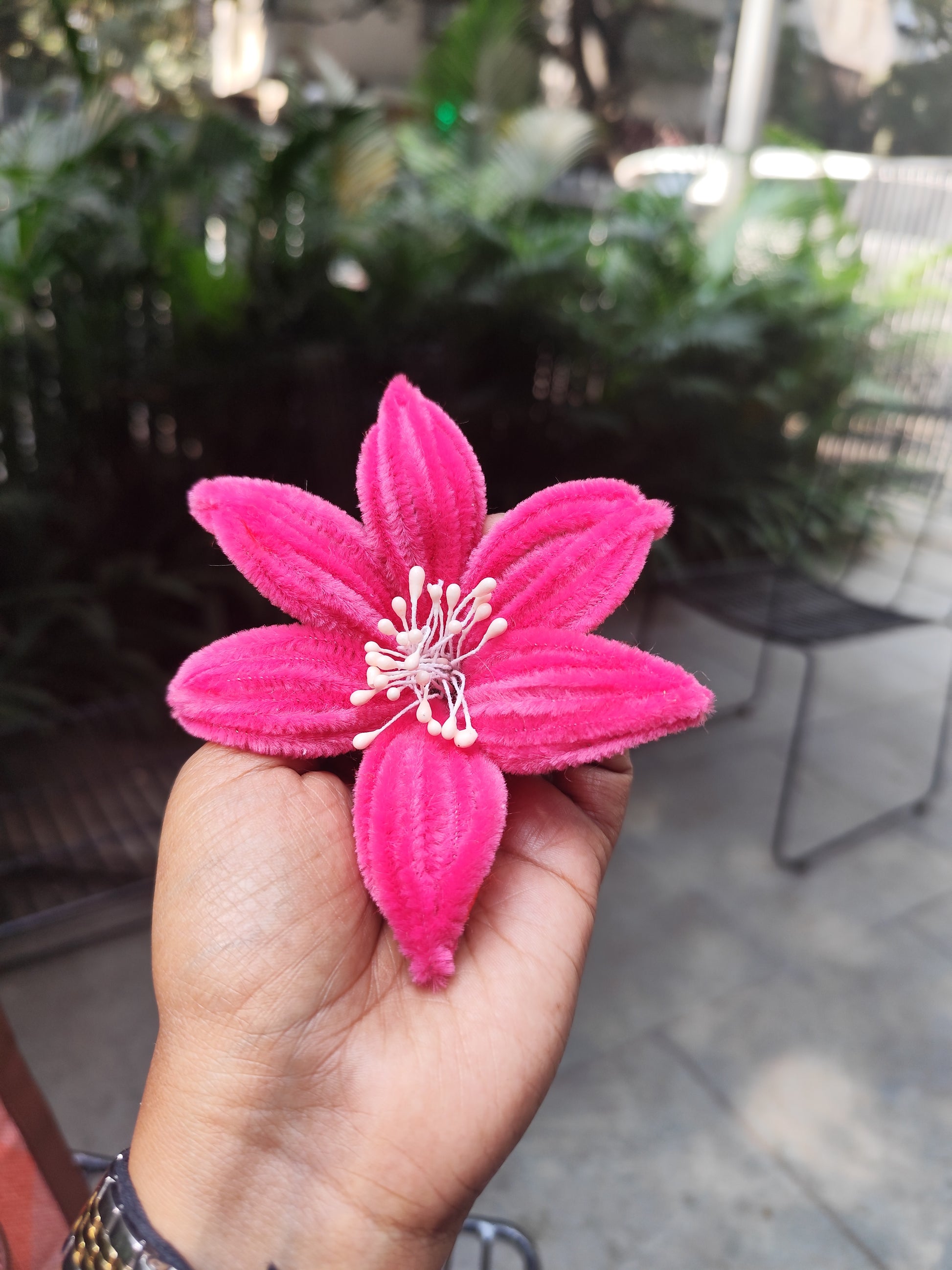 Chenille Flowers Workshop with SafeMind Studio
