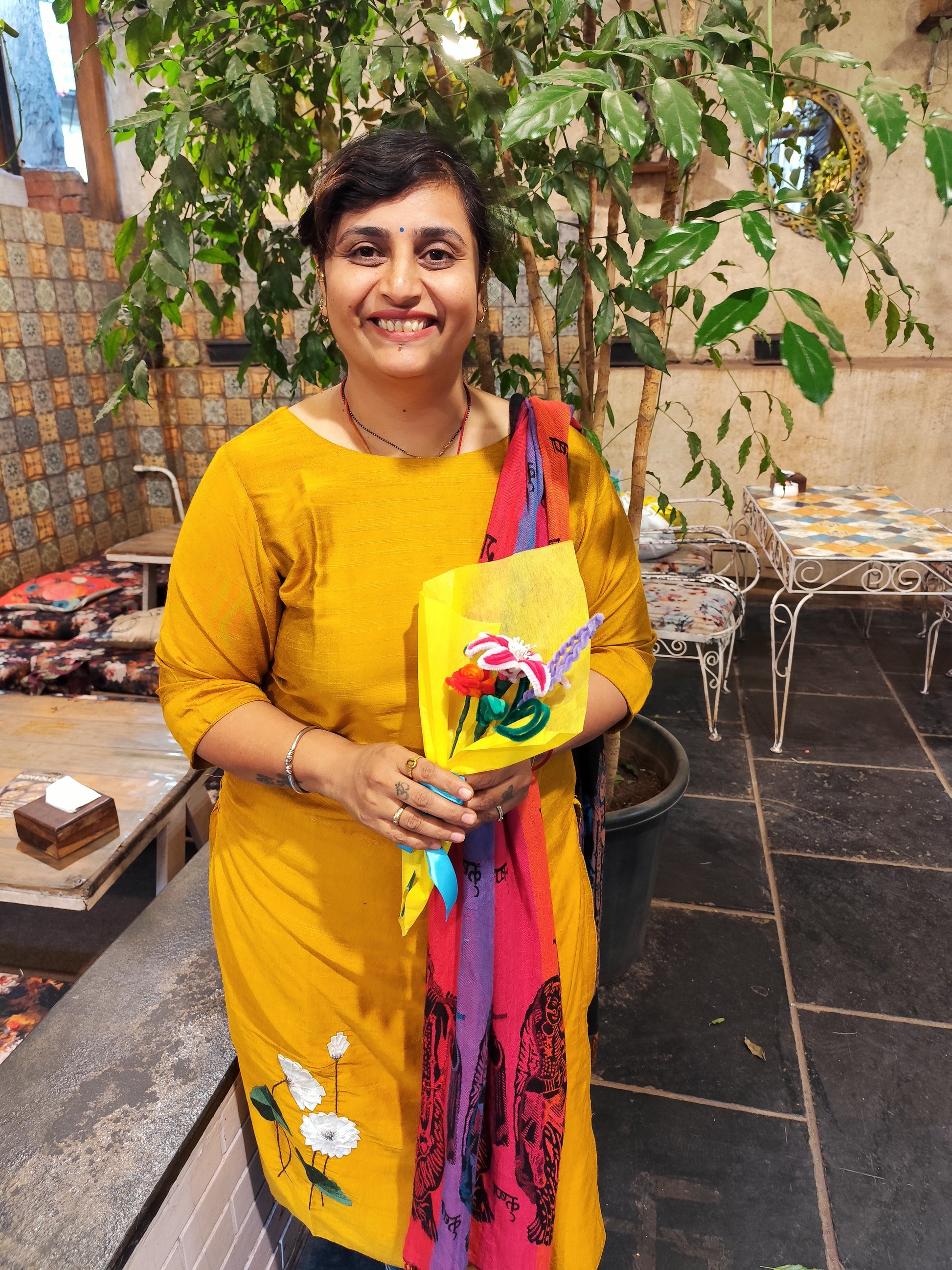 Chenille Flowers Workshop with SafeMind Studio