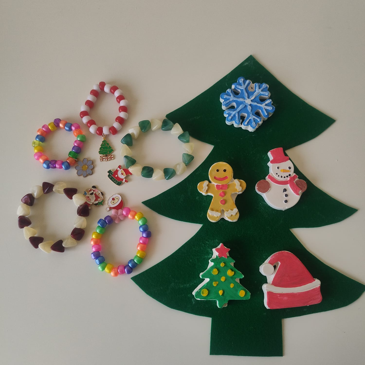 Christmas Ornaments and Bracelets Workshop