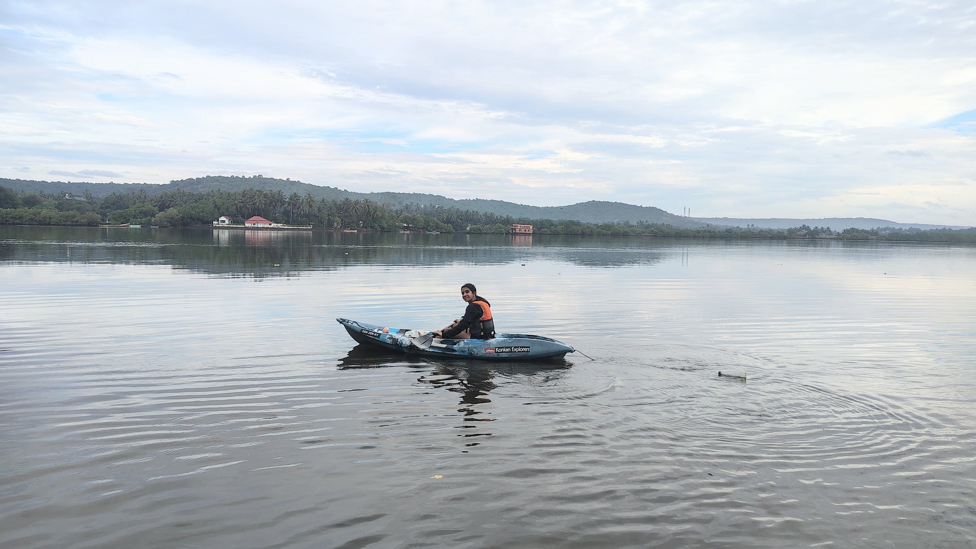1.5 hours Cruise and Kayaking Combo