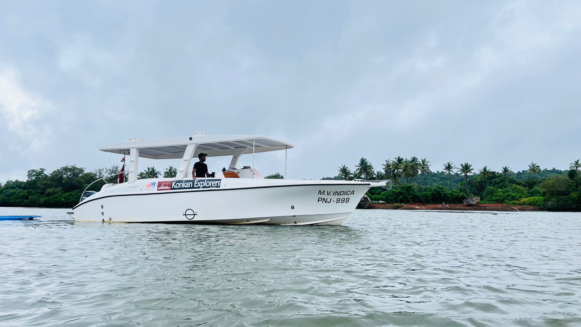 45 minute curated cruise by Konkan Explorers