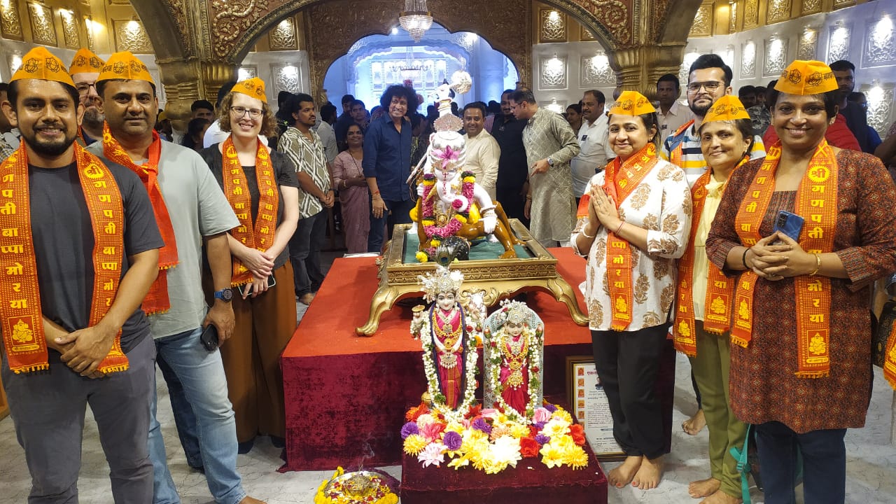 Sadashiv Peth Ganpati Mandal Walk