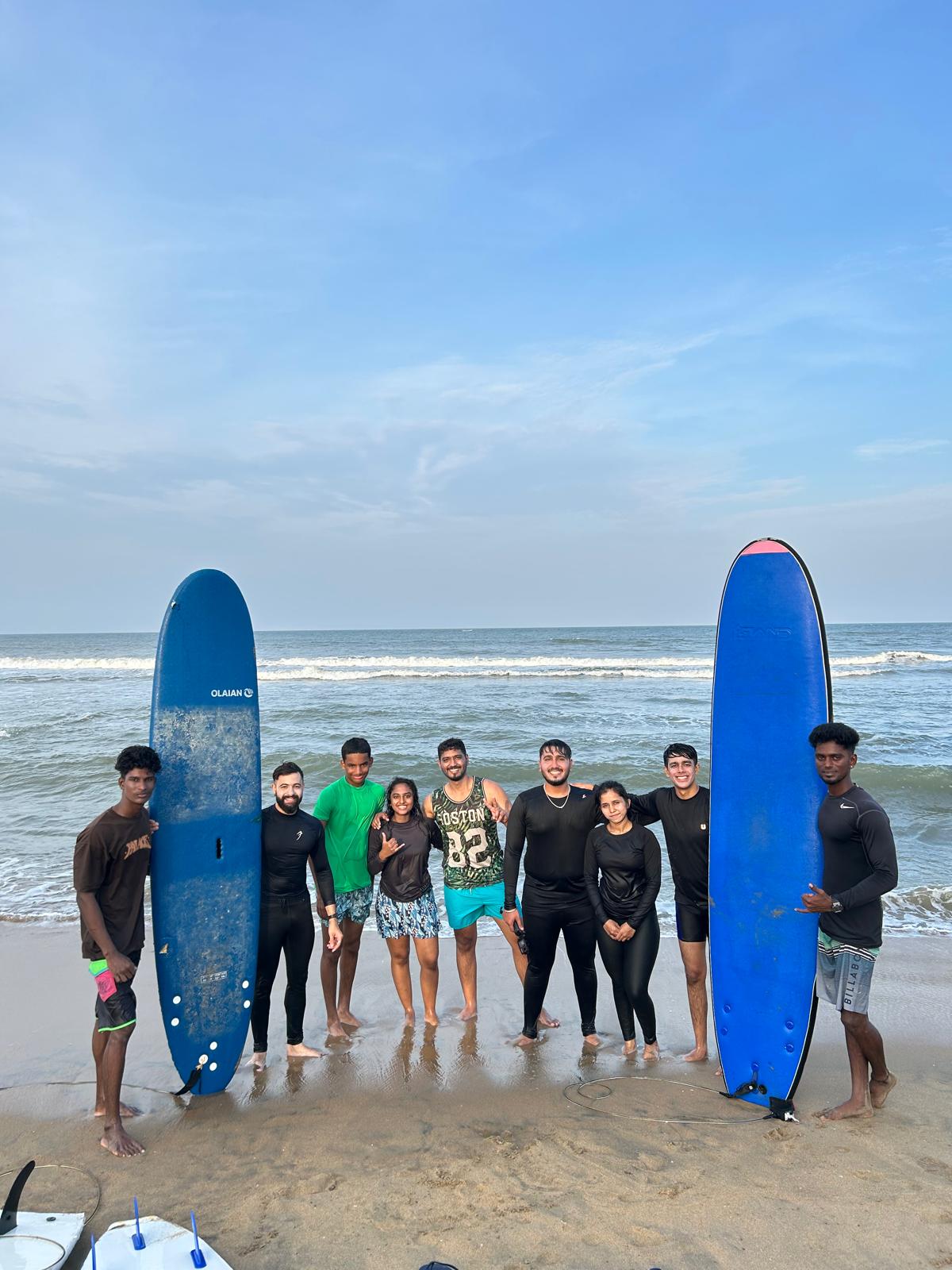 Surf lessons with Mahabs