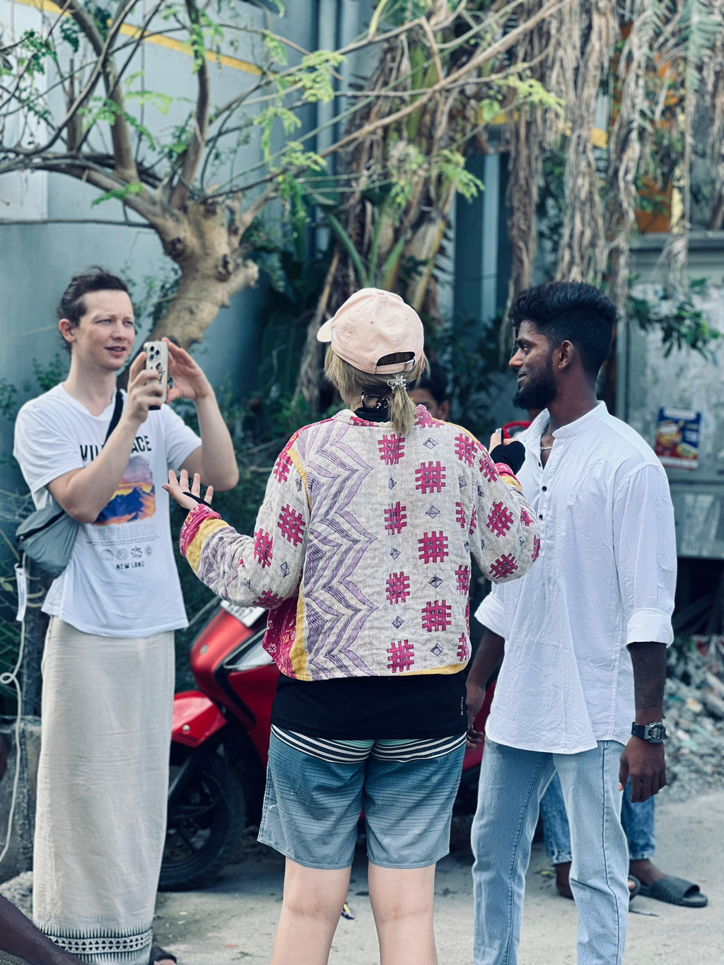 Surf lessons with Mahabs